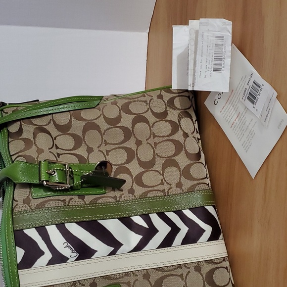 Coach Weekender Bag - Picture 6 of 12